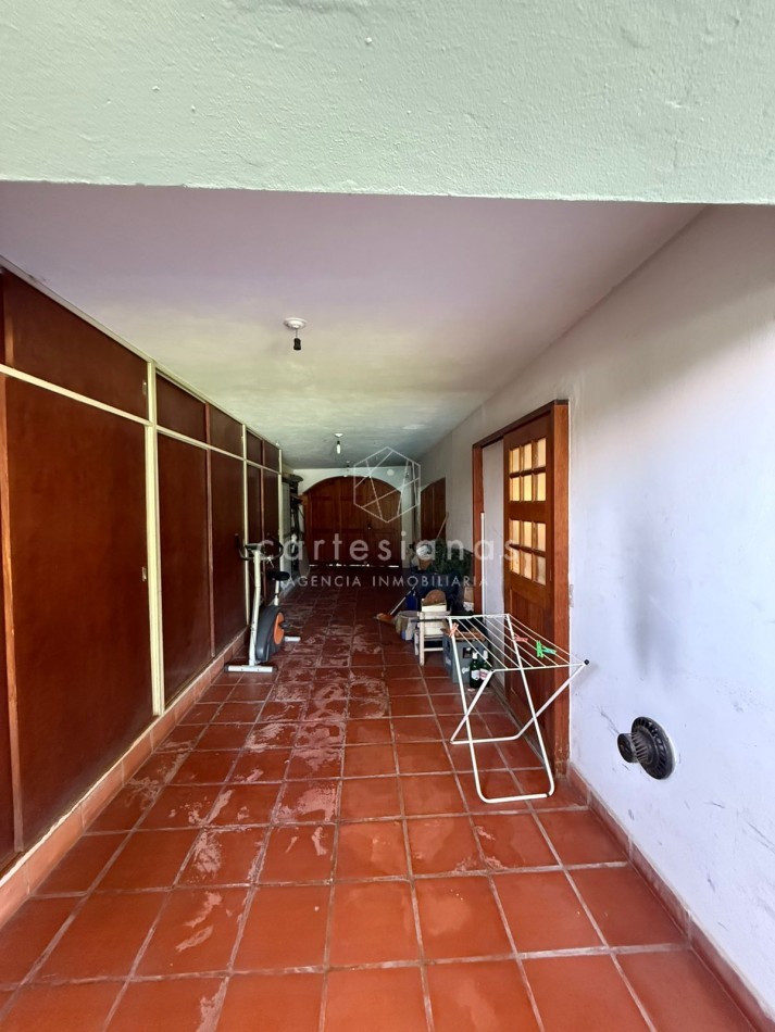 CASA DE 4 DORM C/PILETA | BAJO PALERMO