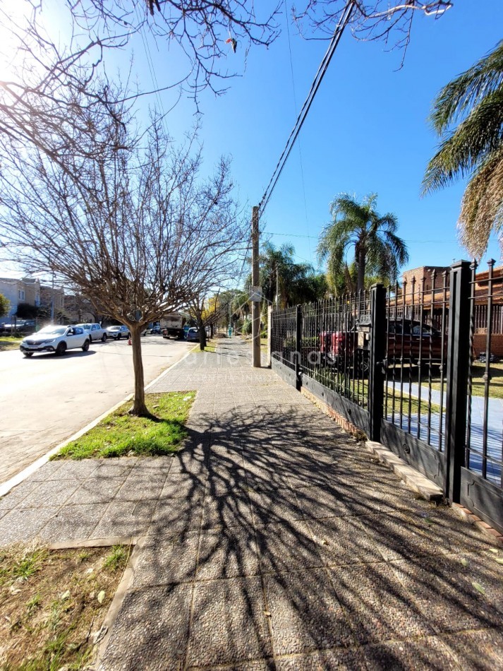 APTO CREDITO HIPOTECARIO TABLADA PARK CASA DE 3 DORM + DEP DE SERV | ZONA NORTE 