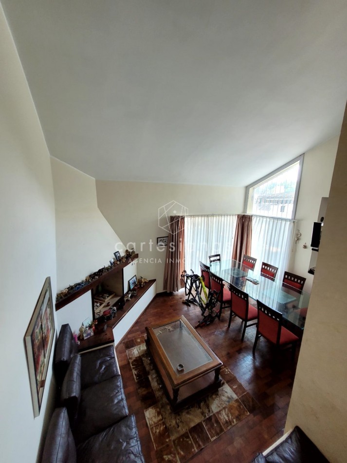 B°LOS OLMOS CASA 3 DORM C/PILETA. ESCRITURA