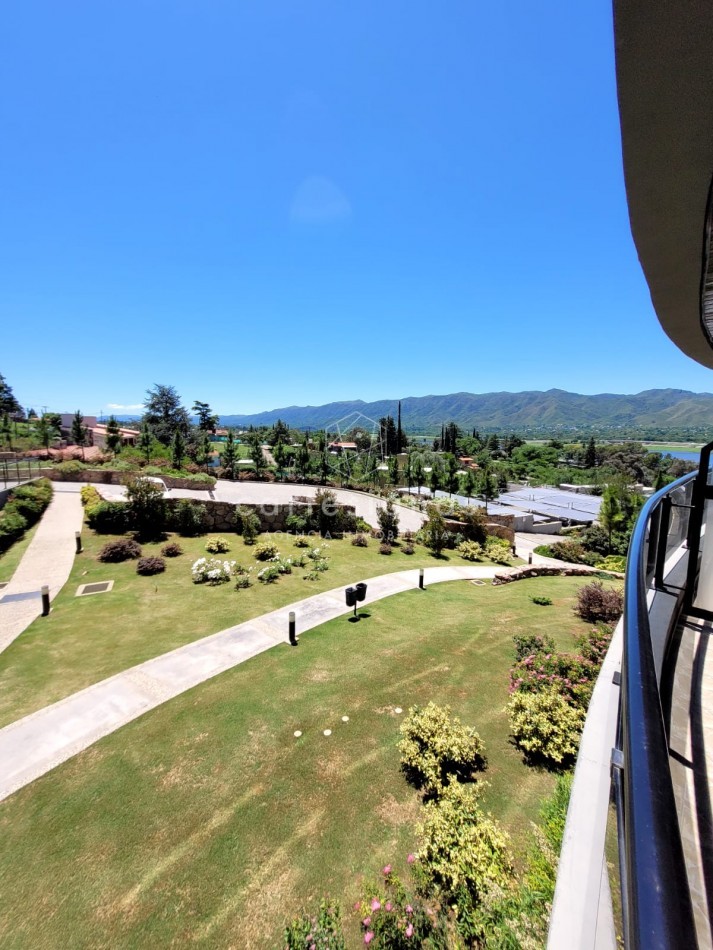 VENETO VILLAGE, DEPTO 2 DORM EQUIPADO. AMENITIES
