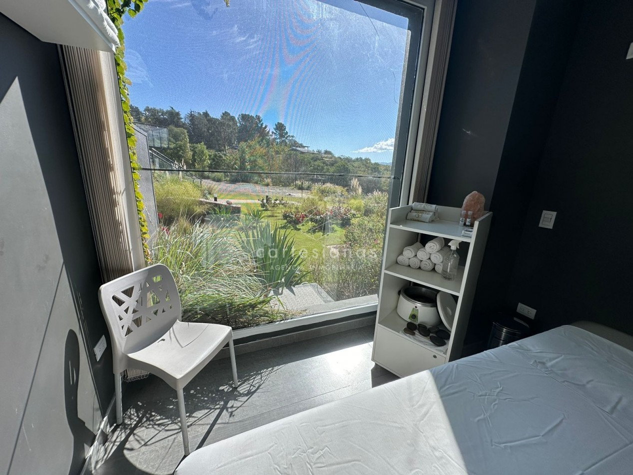 VENETO VILLAGE, DEPTO 2 DORM EQUIPADO. AMENITIES