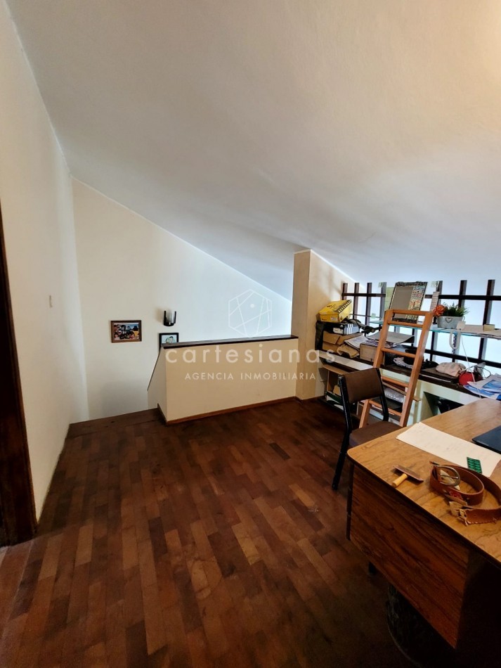 B°LOS OLMOS CASA 3 DORM C/PILETA. ESCRITURA