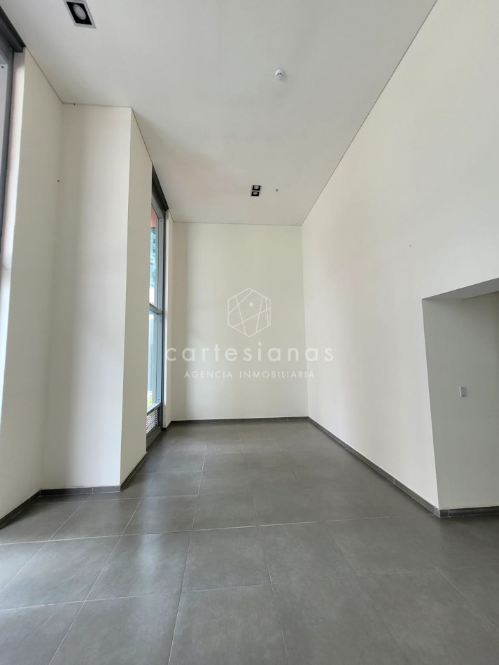 CIUDAD GAMA 1 DORM TORRE II, POSESION INMEDIATA. PISO ALTO