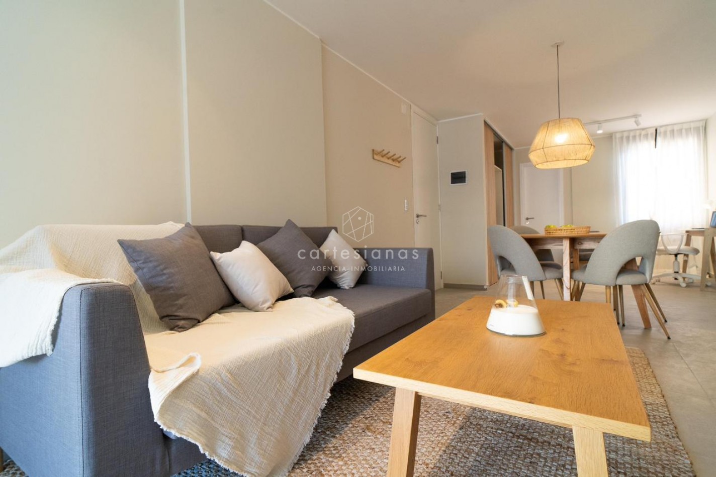 A ESTRENAR! 2 DORM 2 BAÑOS. AV. VELEZ SARSFIELD. ZONA POCITO. AMENITIES