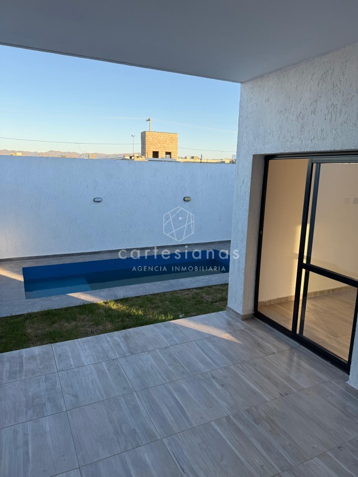 DUPLEX 2 DORM C/PILETA BARRIO NORTE