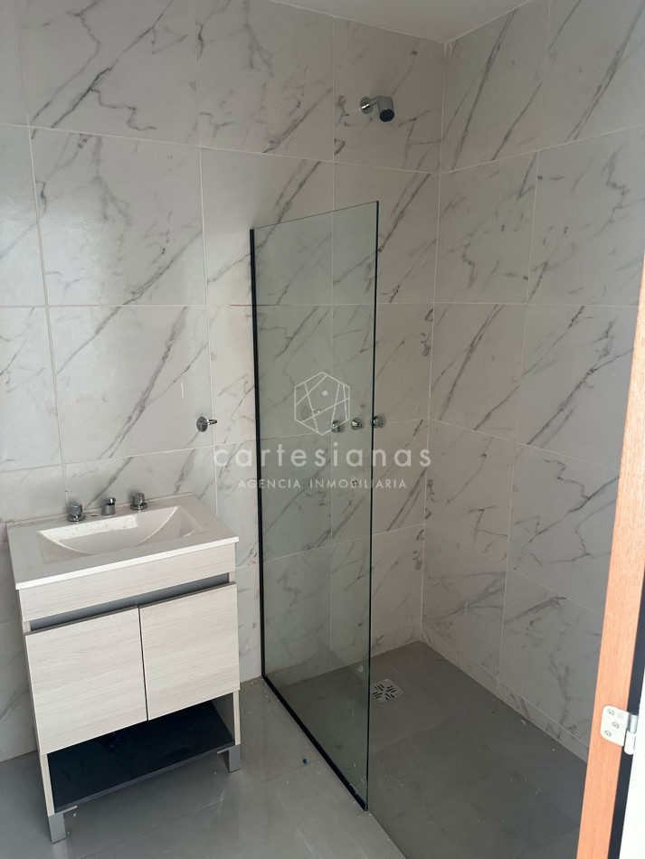 DUPLEX 2 DORM 2 BAÑOS C/PILETA BARRIO NORTE (ZONA LUCHESSE- V° ALLENDE) POSESION JULIO 2025