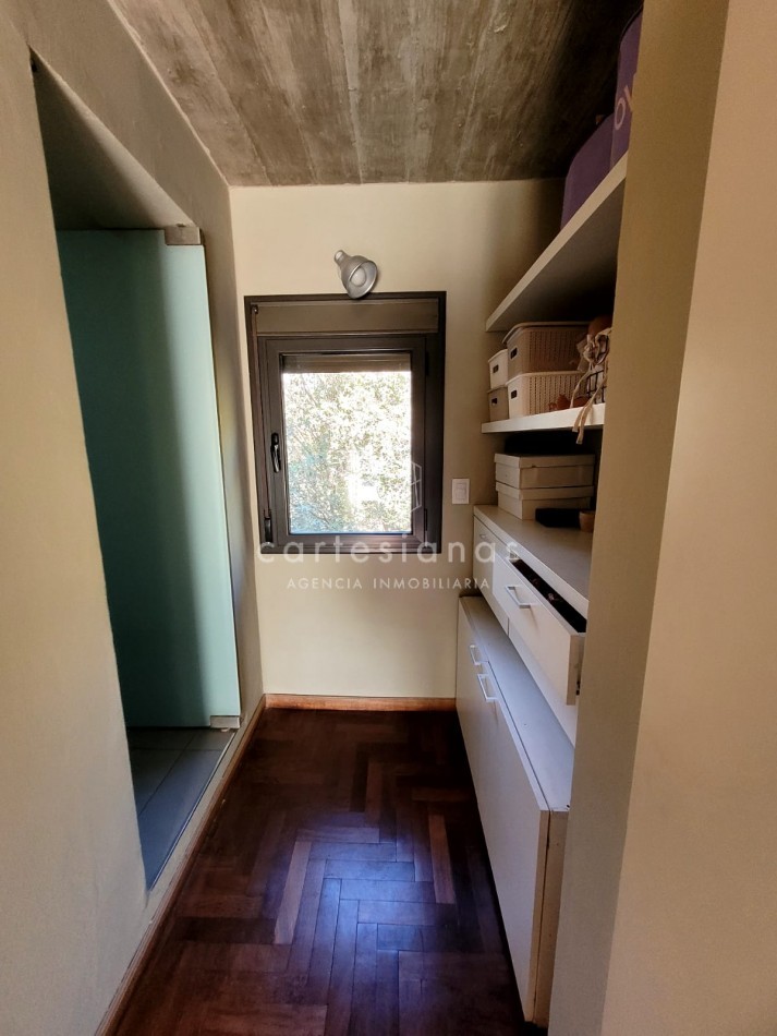 COUNTRY EL BOSQUE IMPECABLE! CASA DE 3 DORMITORIOS 650 MTS CUB.