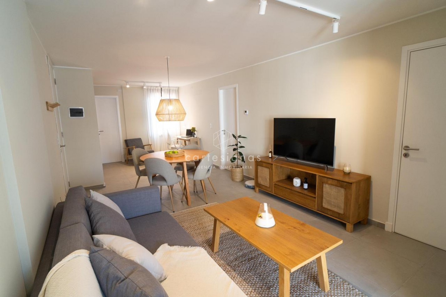 A ESTRENAR! 2 DORM 2 BAÑOS. AV. VELEZ SARSFIELD. ZONA POCITO. AMENITIES