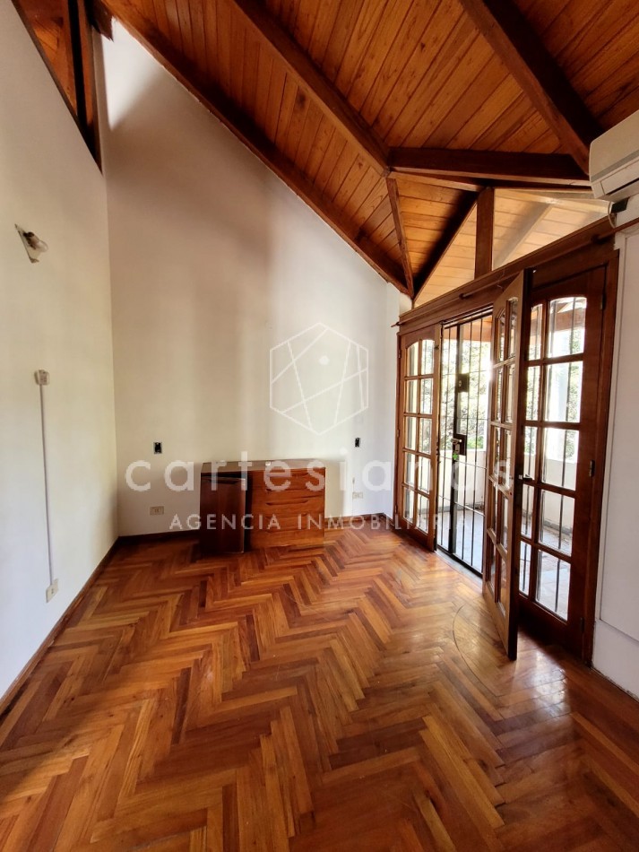 APTO CREDITO. CASA 3 DORM PARQUE HORIZONTE
