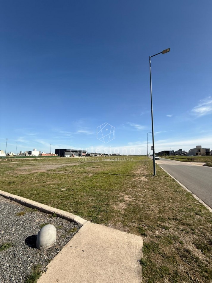 MACRO LOTE EN DOCTA | IDEAL PARA DESARROLLO DE TORRES Y LOCALES COMERCIALES