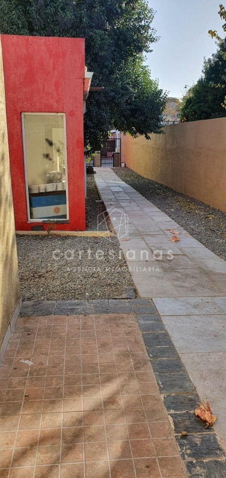 SE VENDEN 3 UNIDADES: DOS de 1 DORM y UNO de 2 DORM EN COMPLEJO B° BELLA VISTA
