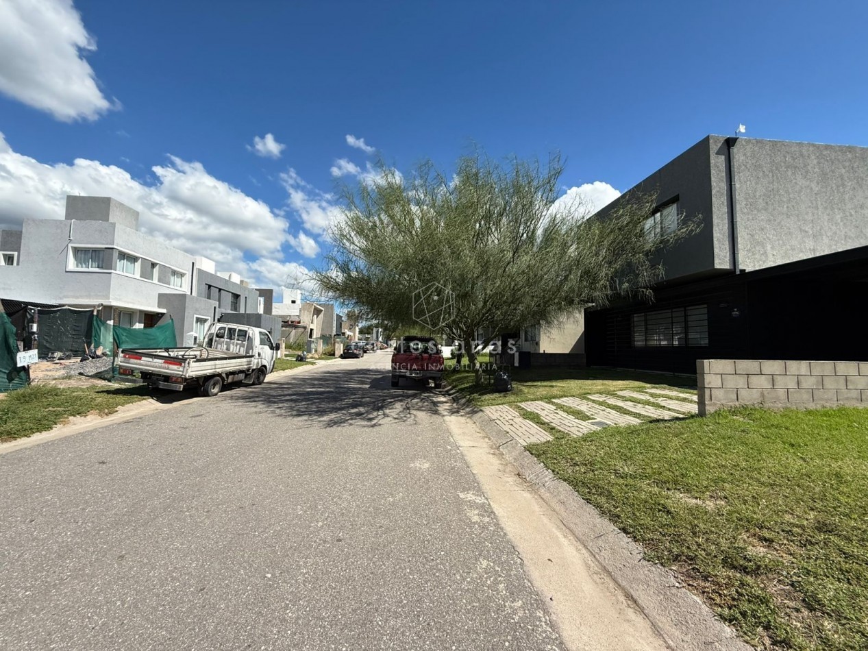 DOCTA | LOTE 360 M2 EN LA ETAPA 2