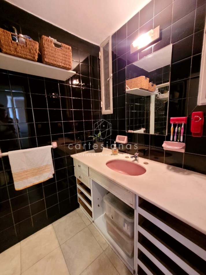 APTO CREDITO. IMPECABLE! DUPLEX DE 3 DORM. ZONA SUR.