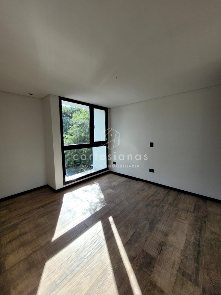 HOUSING EN LA CAROLINA CASA DE 3 DORM. CALIDAD PREMIUM