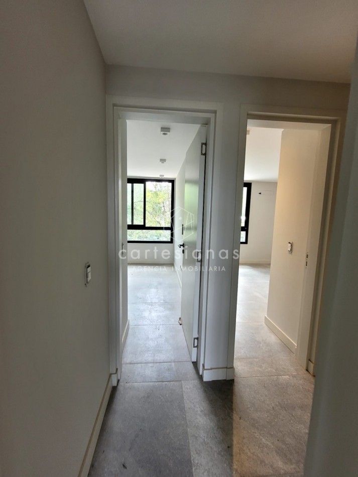 PREMIUM! HOUSING DUPLEX 3 DORMITORIOS. VILLA WARCALDE. POSESION JUNIO 2025