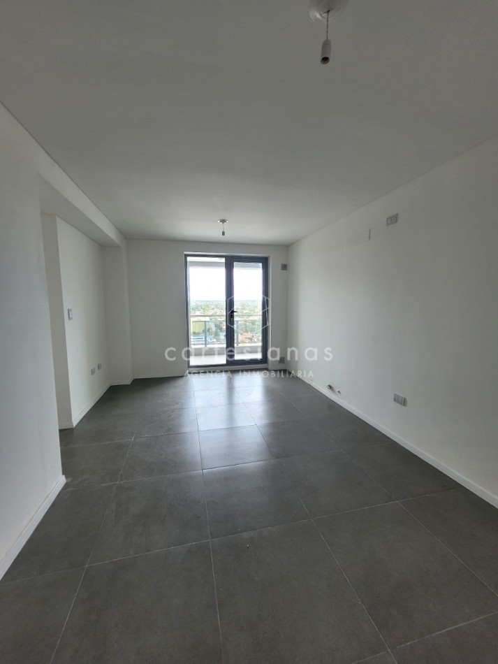 CIUDAD GAMA 1 DORM TORRE II, POSESION INMEDIATA. PISO ALTO