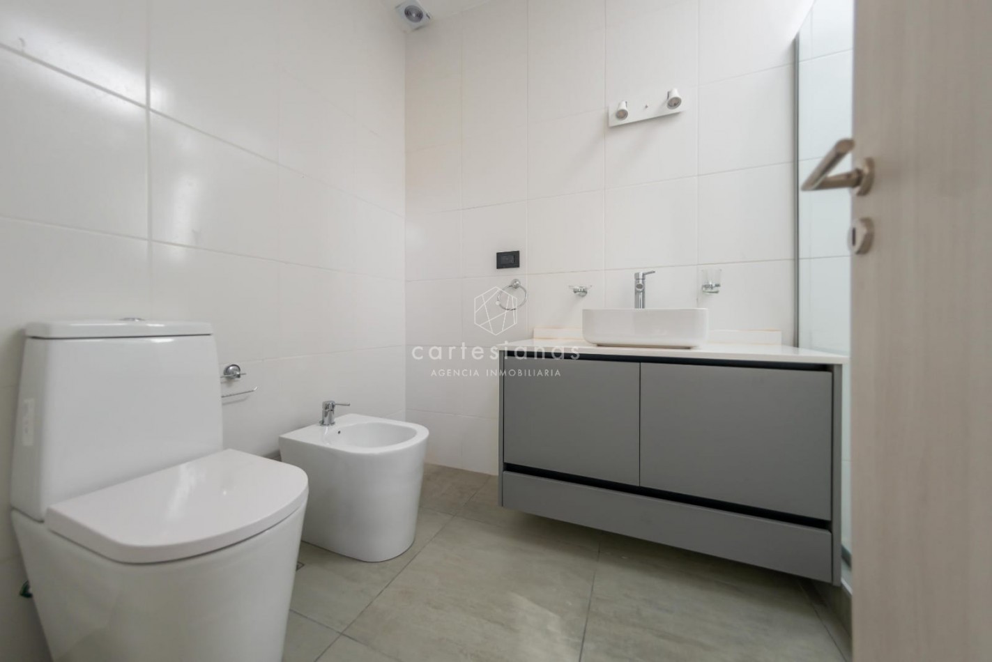 DOCTA DUPLEX 2 DORM ENTREGA INMEDIATA! UNA SOLA PLANTA