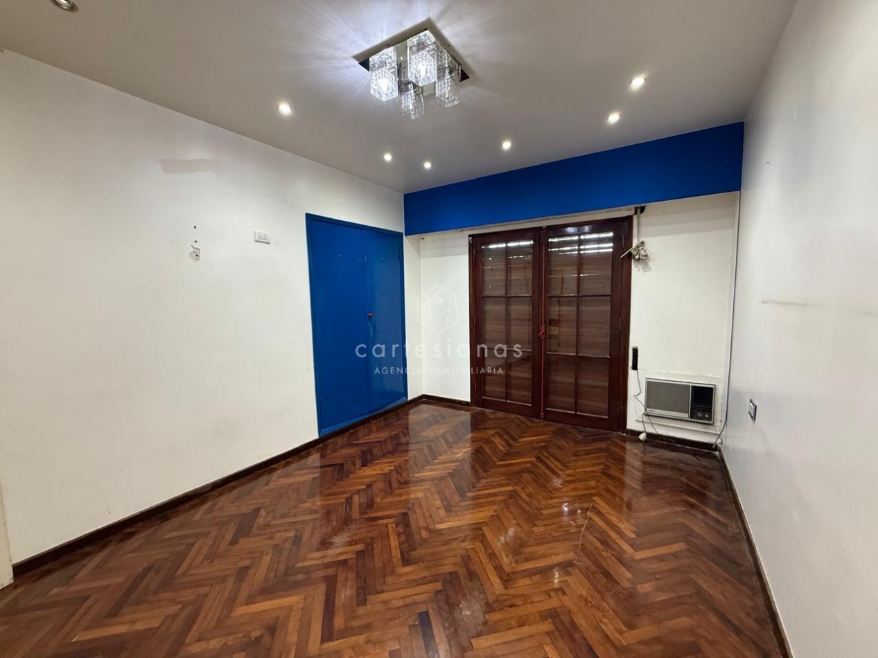 A 30 MTS DE RARAEL NUÑEZ CASA DE 4 DORM + ESCRIT C/PILETA
