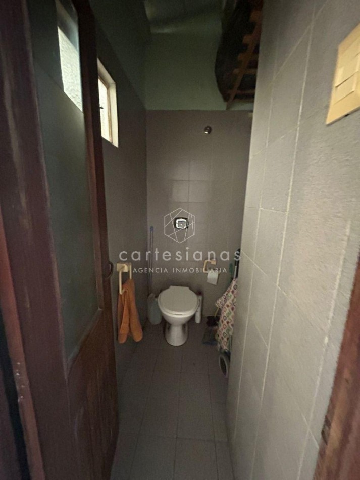 DEPTO PB DE 4 DORM C/PATIO. CALLE MEJICO B° PUEYRREDON