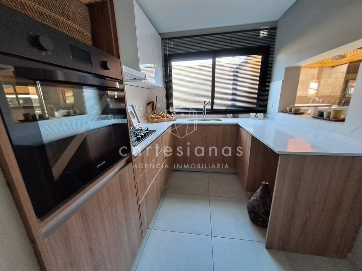 HOUSING EN JARDIN CLARET. DUPLEX 3 DORM