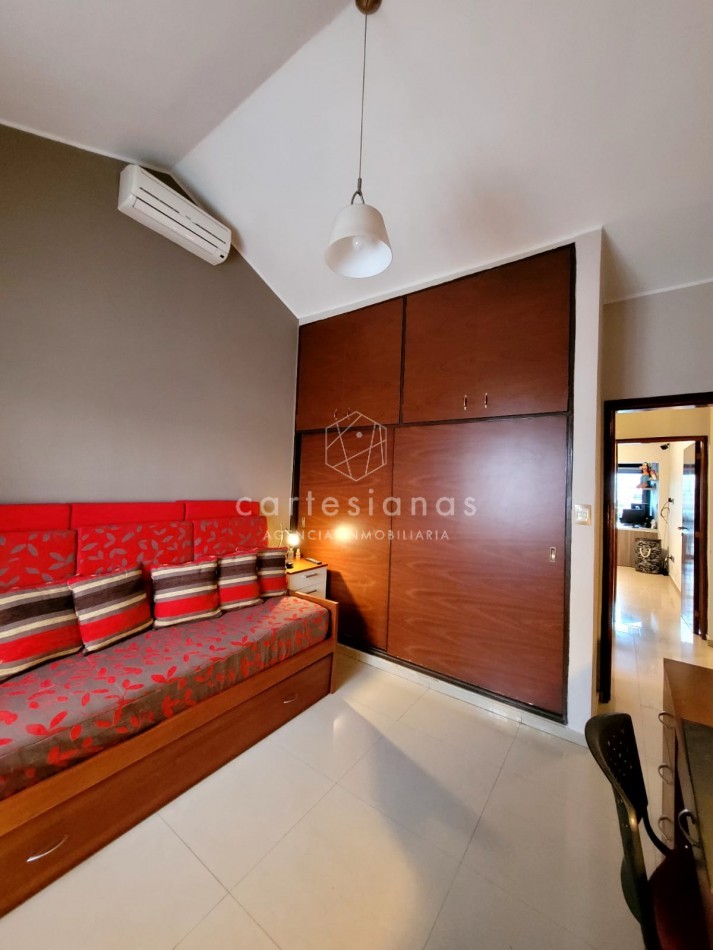 MAIPU 1° SECC HERMOSA CASA DE 4 DORM C/PILETA A POCAS CUADRAS DEL PARQUE SARMIENTO