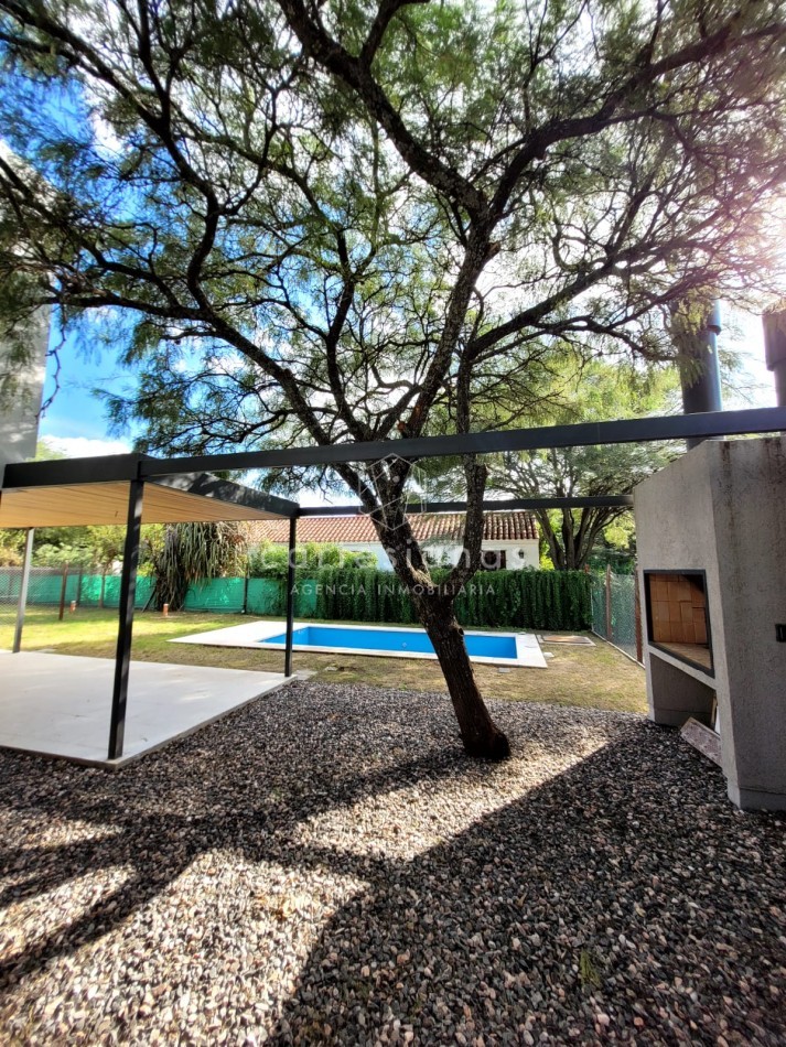 HOUSING EN LA CAROLINA CASA DE 3 DORM. CALIDAD PREMIUM