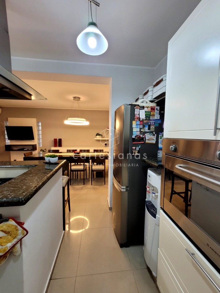 MAIPU 1° SECC HERMOSA CASA DE 4 DORM C/PILETA A POCAS CUADRAS DEL PARQUE SARMIENTO