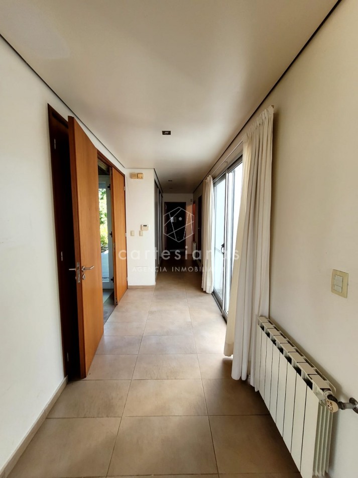 LA MORADA, V. ALLENDE. HERMOSA CASA DE 3 DORM + DEPENDENCIA. APTO CREDITO