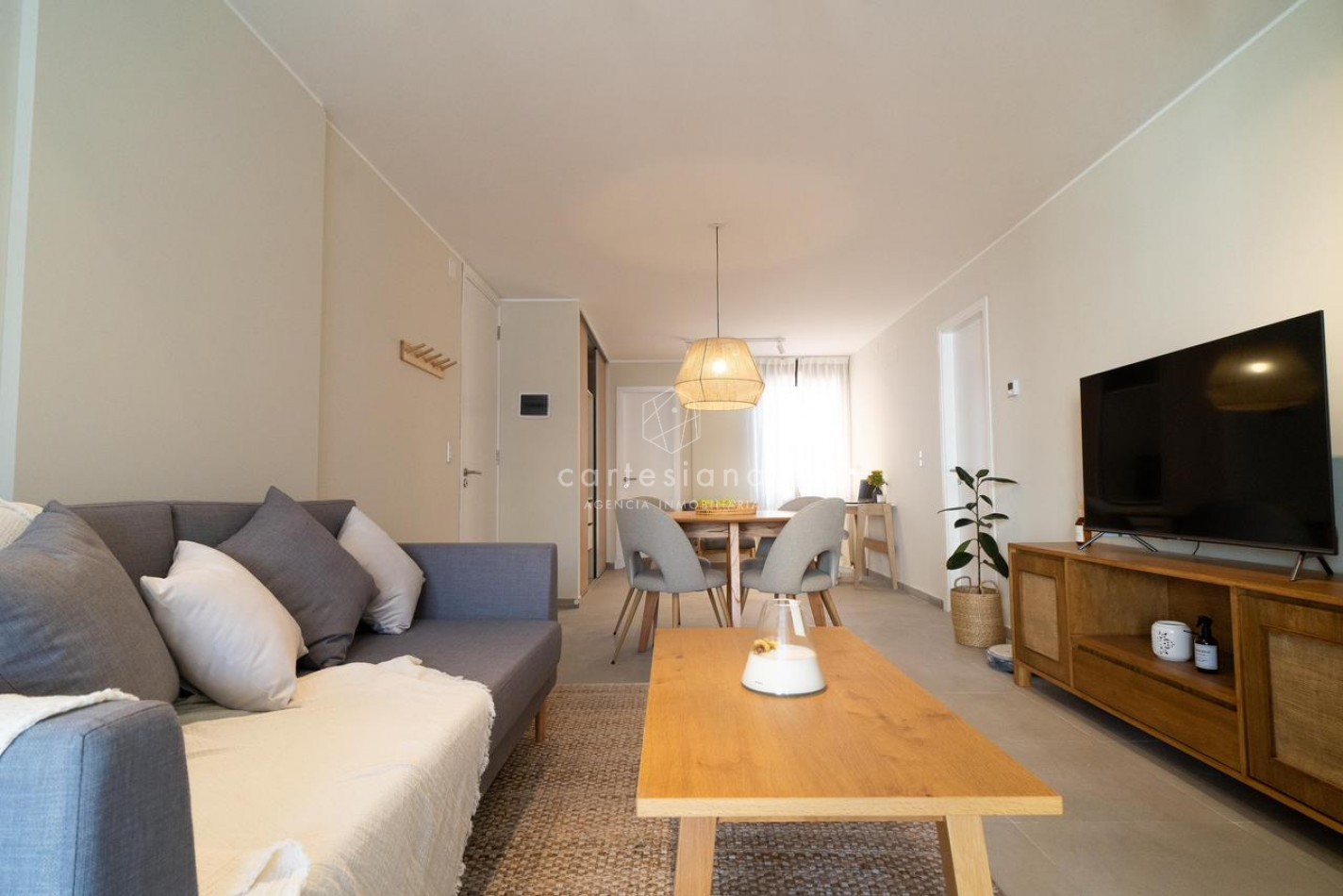 A ESTRENAR! 2 DORM 2 BAÑOS. AV. VELEZ SARSFIELD. ZONA POCITO. AMENITIES