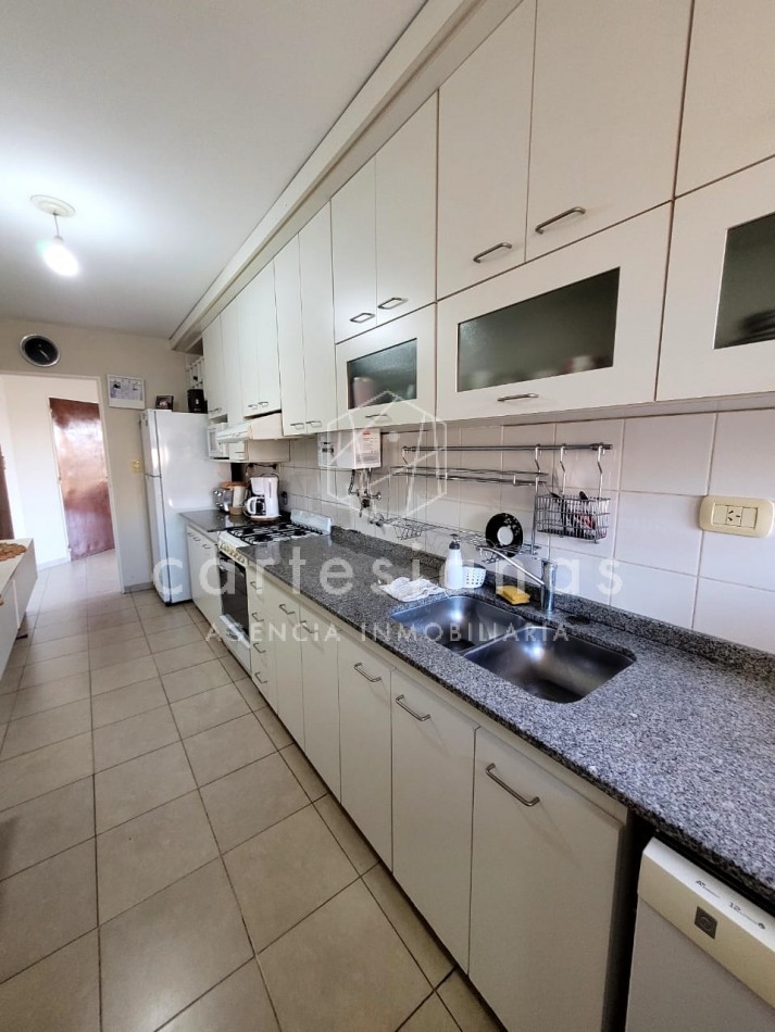 BALCONES DEL CHATEAU  3 DORM C/1 COCHERA. SEGURIDAD 24 HS. NO APTO CREDITO