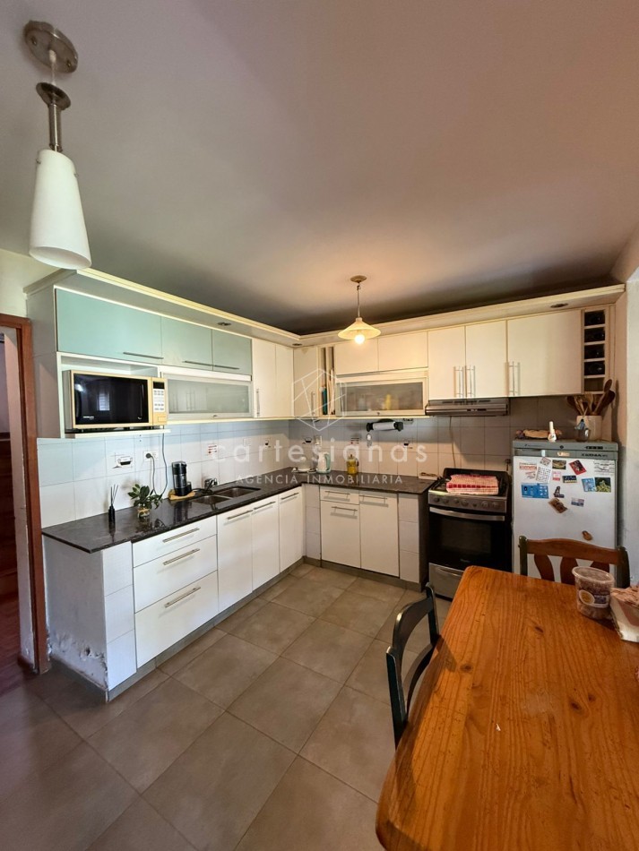 CASA DE 4 DORM C/PILETA | BAJO PALERMO