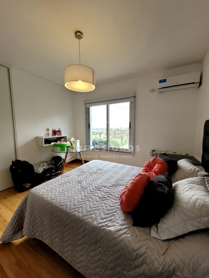 COUNTRY LA RUFINA CASA DE 4 DORM