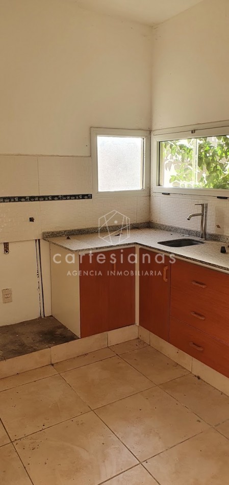 SE VENDEN 3 UNIDADES: DOS de 1 DORM y UNO de 2 DORM EN COMPLEJO B° BELLA VISTA
