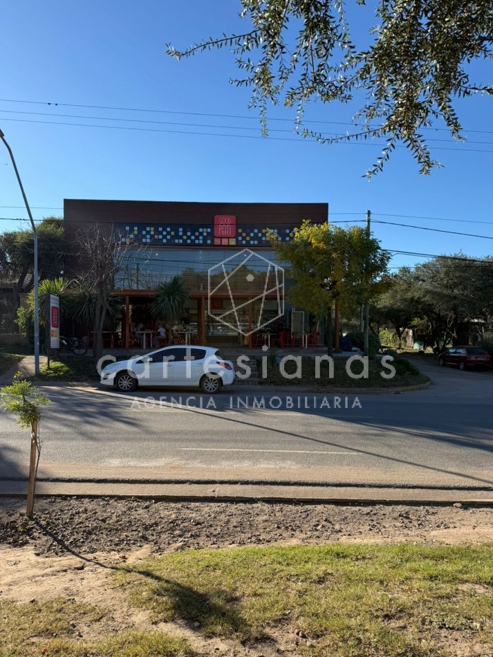 LOCAL COMERCIAL EN ALQUILER SOBRE AV. MARTIN TISSERA | MENDIOLAZA