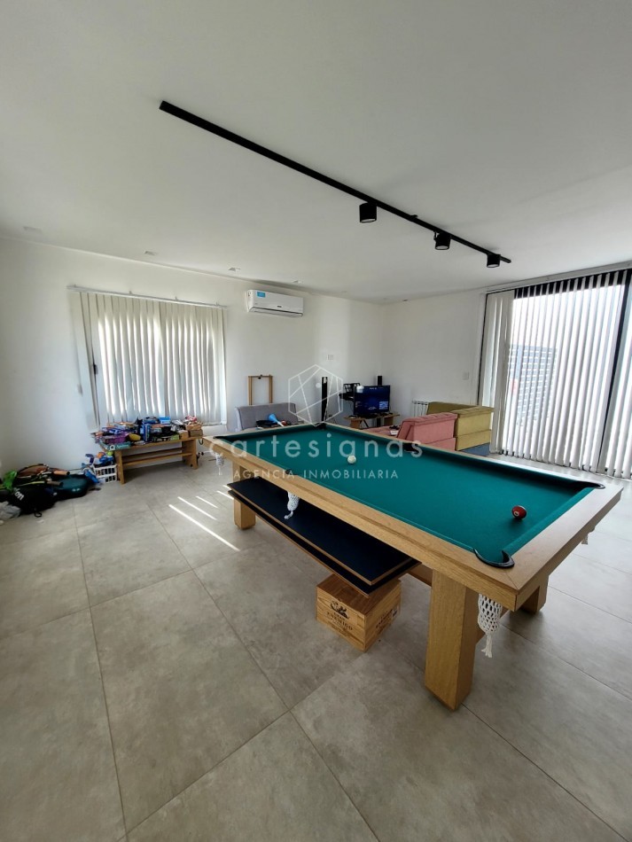 PREMIUM! CASA 4 DORM EN CAUSANA. 650 MTS CUB, 5000 MTS LOTE