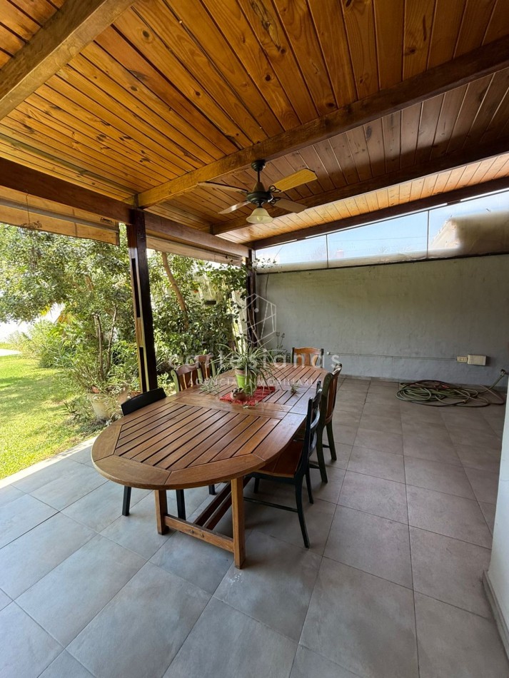 CASA DE 4 DORM C/PILETA | BAJO PALERMO