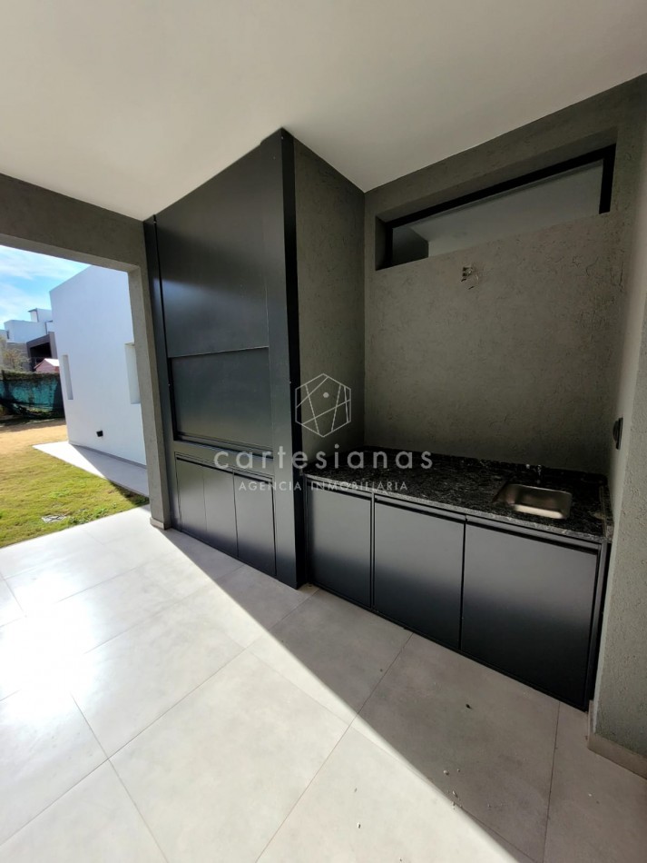 LAS CAÑITAS BARRIO PRIVADO CASA A ESTRENAR!!