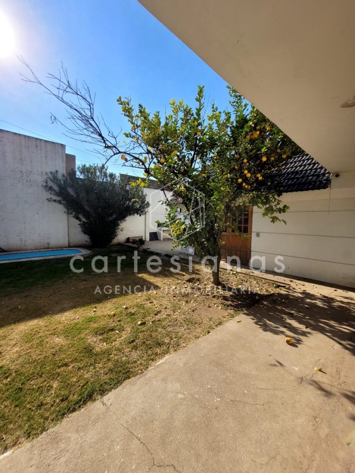 APTO CREDITO. CASA 3 DORM PARQUE HORIZONTE