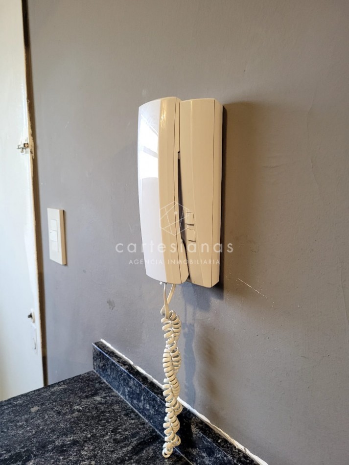 APTO CREDITO CENTRO 2 DORM AMOBLADO