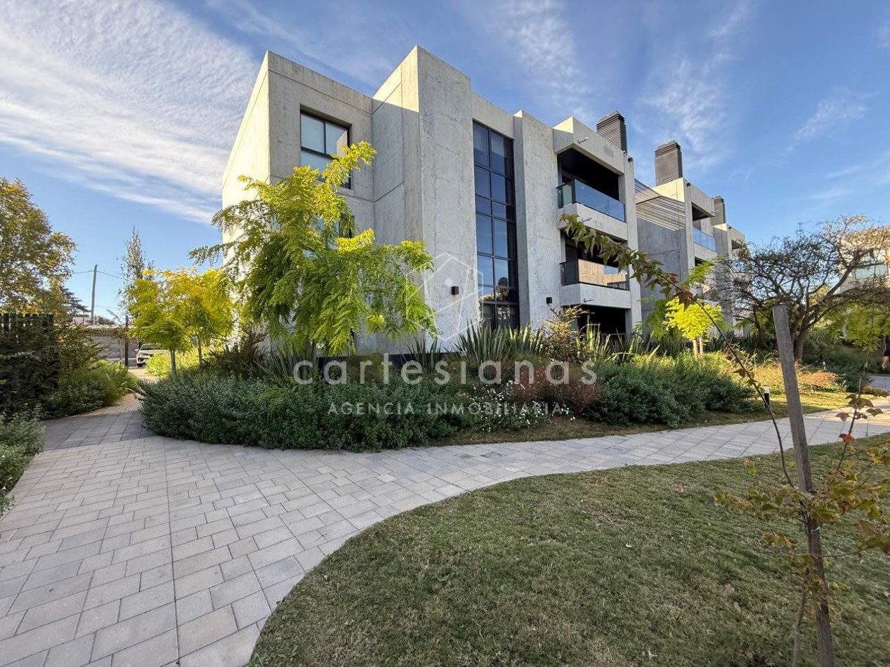 DEPTO DE 3 DORM C/ COCH EN CONDOMINIO EN ARGUELLO 