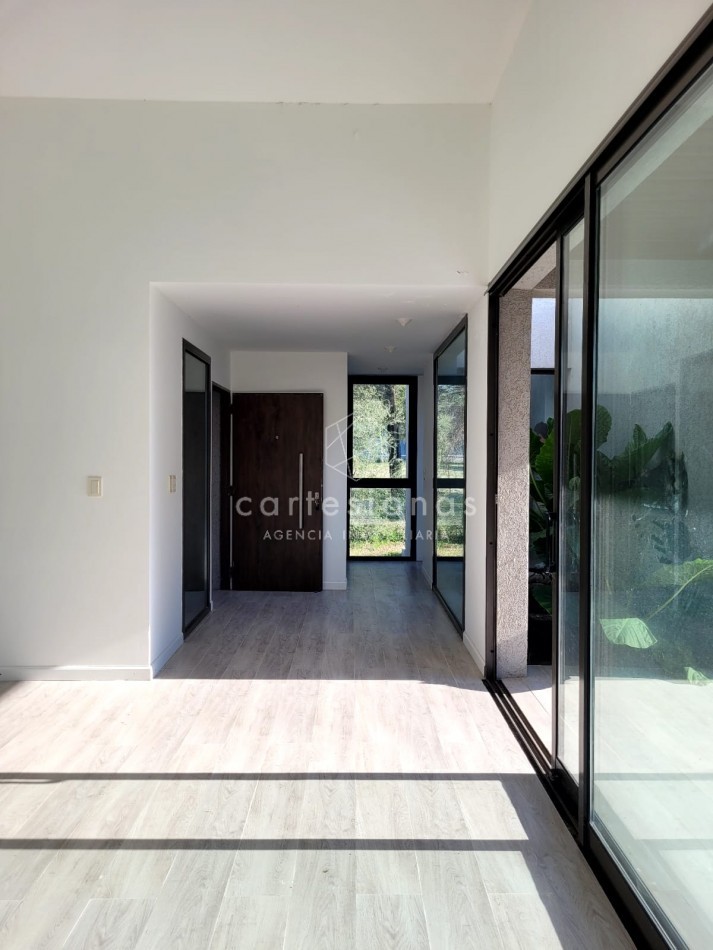 VALLE DEL GOLF 1° ETAPA. CASA 3 DORM A ESTRENAR.