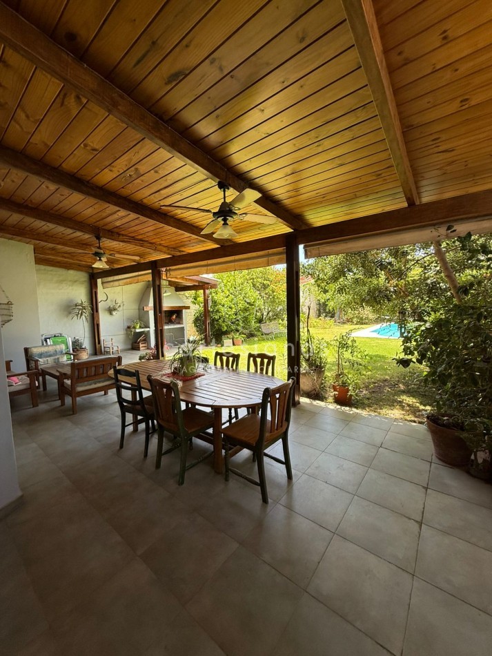 CASA DE 4 DORM C/PILETA | BAJO PALERMO