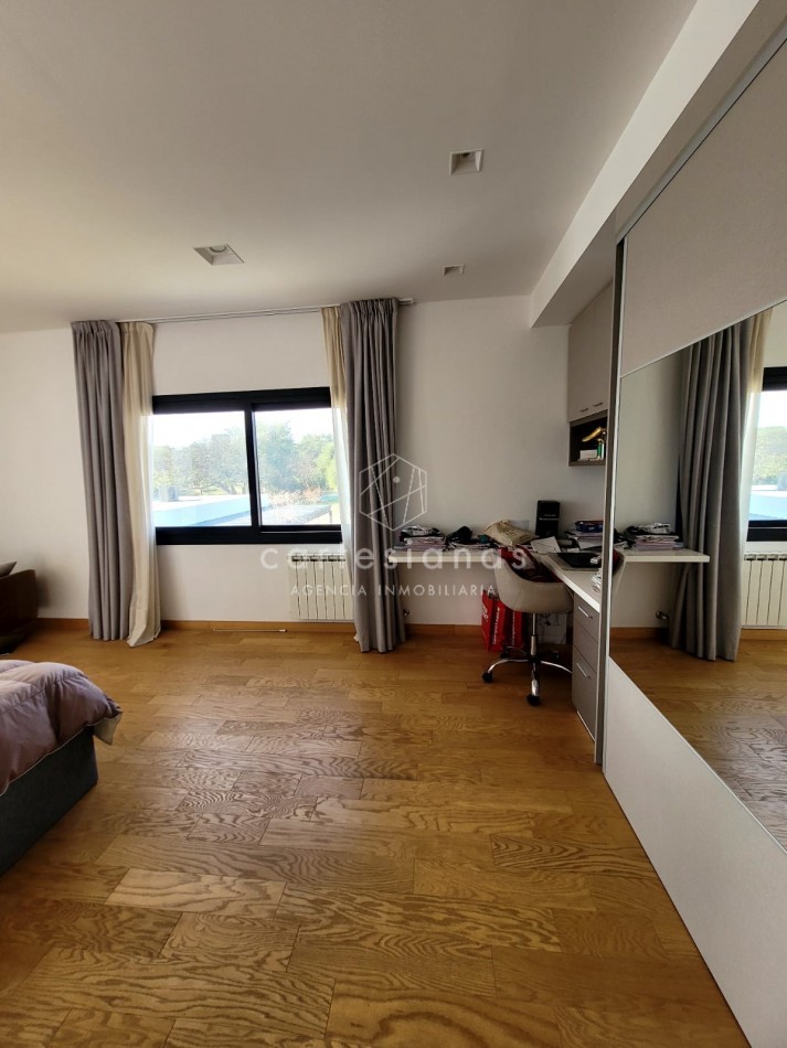 PREMIUM! CASA 4 DORM EN CAUSANA. 650 MTS CUB, 5000 MTS LOTE