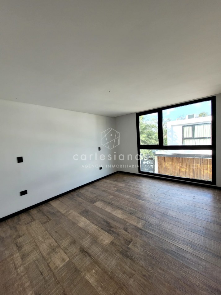 HOUSING EN LA CAROLINA CASA DE 3 DORM. CALIDAD PREMIUM