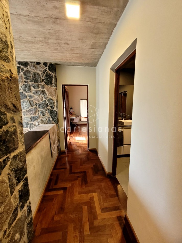 COUNTRY EL BOSQUE IMPECABLE! CASA DE 3 DORMITORIOS 650 MTS CUB.