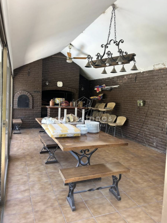 CASA DE 4 DORM A MTRS DE RAFAEL NUÑEL Y EMILIO PETTORUTI | TABLADA PARK