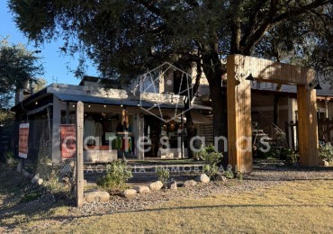 LOCAL COMERCIAL EN ALQUILER SOBRE AV. MARTIN TISSERA | MENDIOLAZA